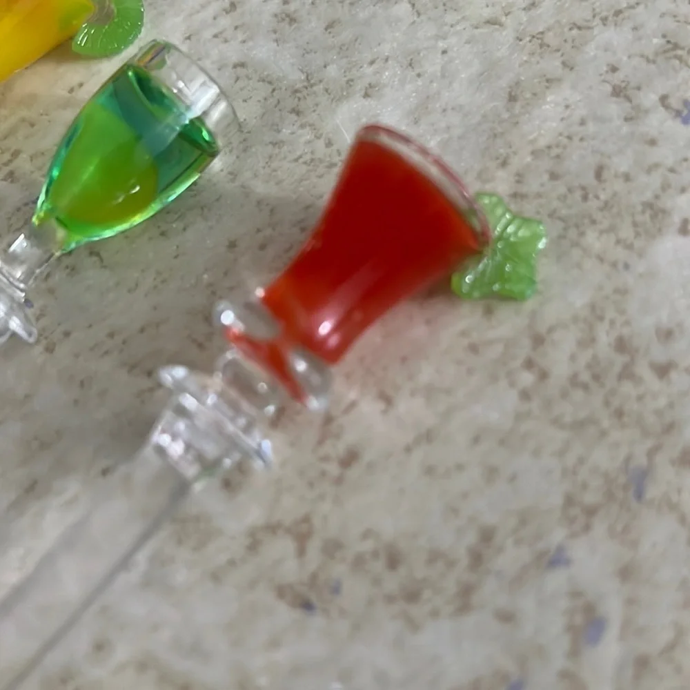 Plastic Cocktail Swizzle Sticks set of 4